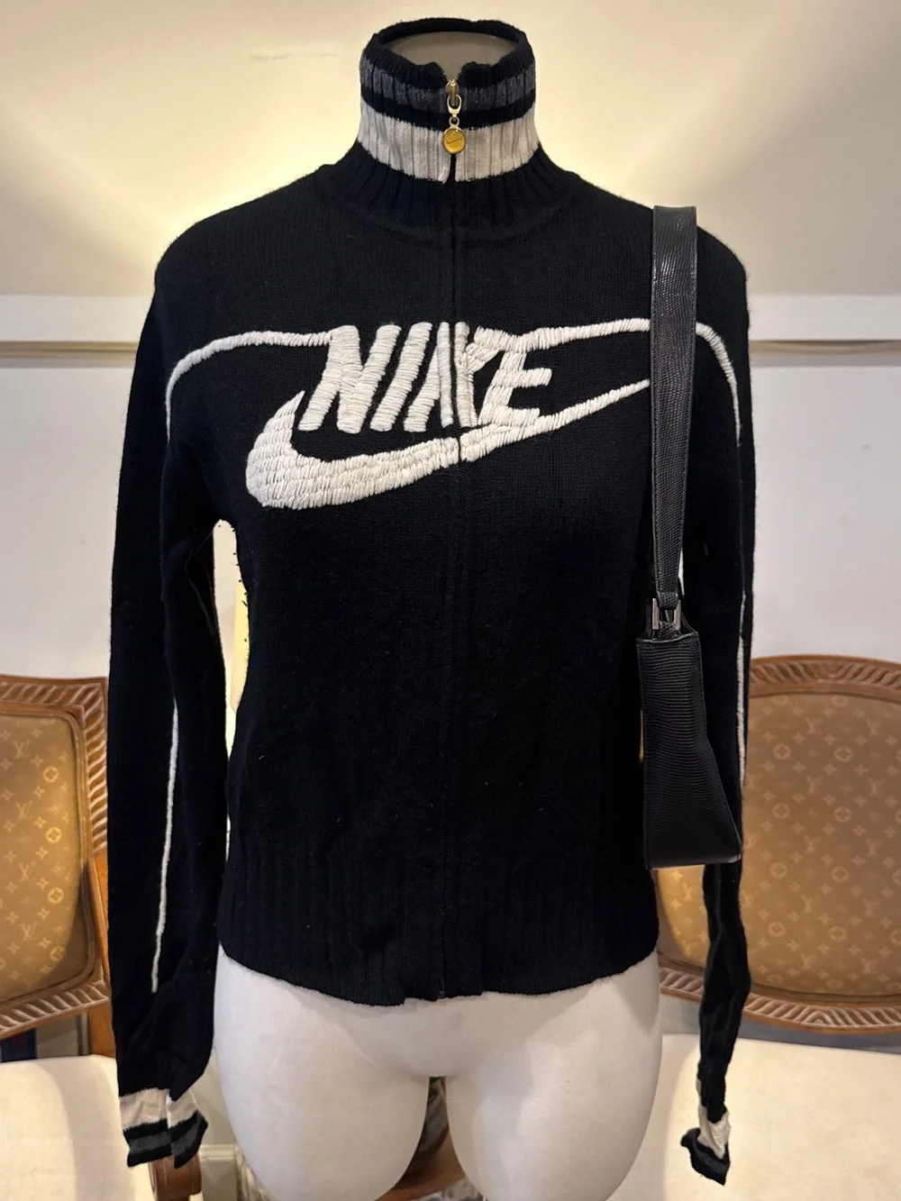 Vintage 90s Nike 100% Cashmere Sweater Womens S-M White Black Full Zip YKK Zippe